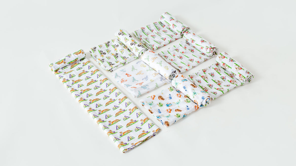 Colorful Claws Organic Muslin Swaddle Blanket