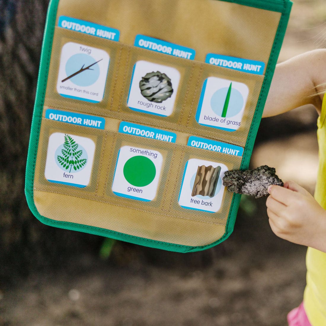 Melissa & Doug Melissa & Doug Let's Explore Indoor/Outdoor Scavenger Hunt Play Set - Little Miss Muffin Children & Home