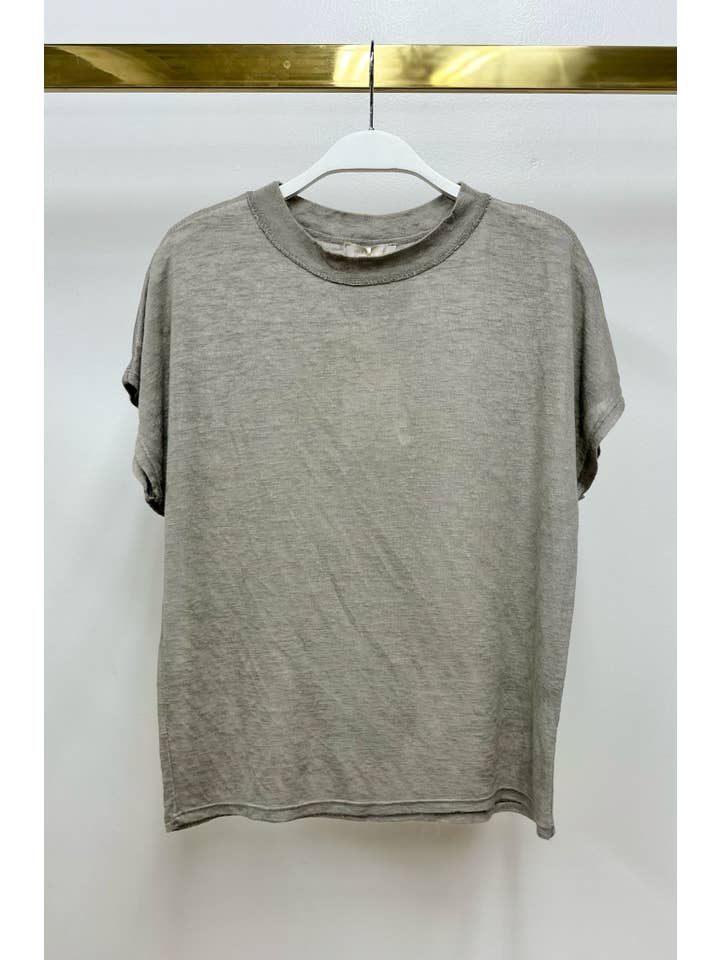 Lightweight Short Sleeve Boyfriend T-Shirt in Mocha