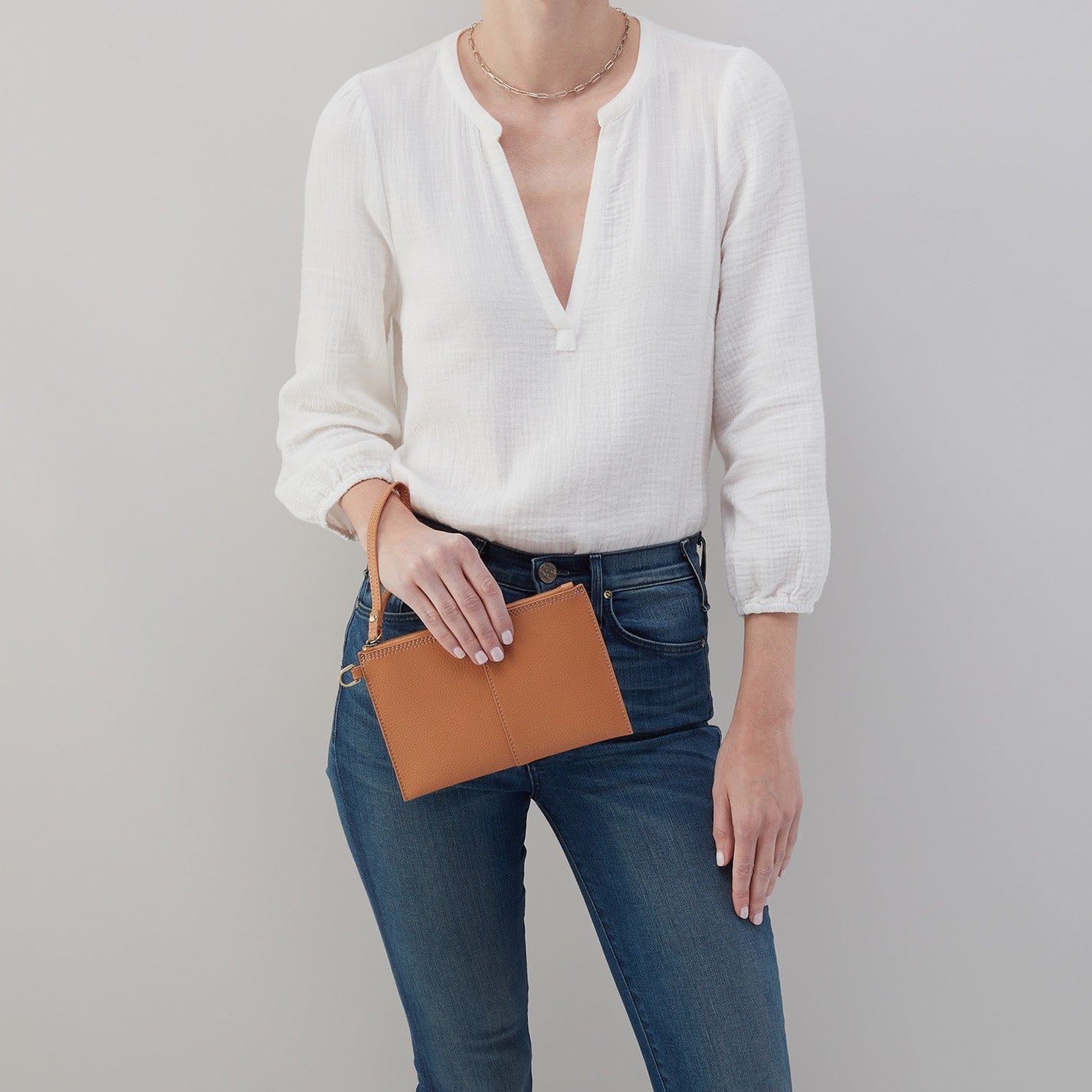 Hobo Hobo Vida Small Pouch In Micro Pebbled Leather - Little Miss Muffin Children & Home