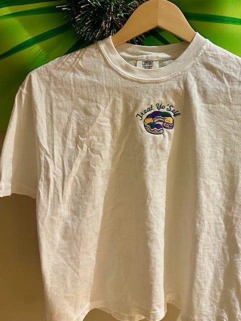 Mardi Gras Treat Yo’ Self King Cake Boxy T-Shirt