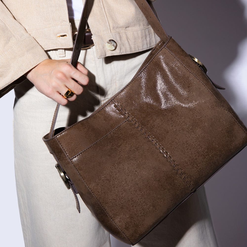 Render Shoulder Bag Buffed Leather - Mocha