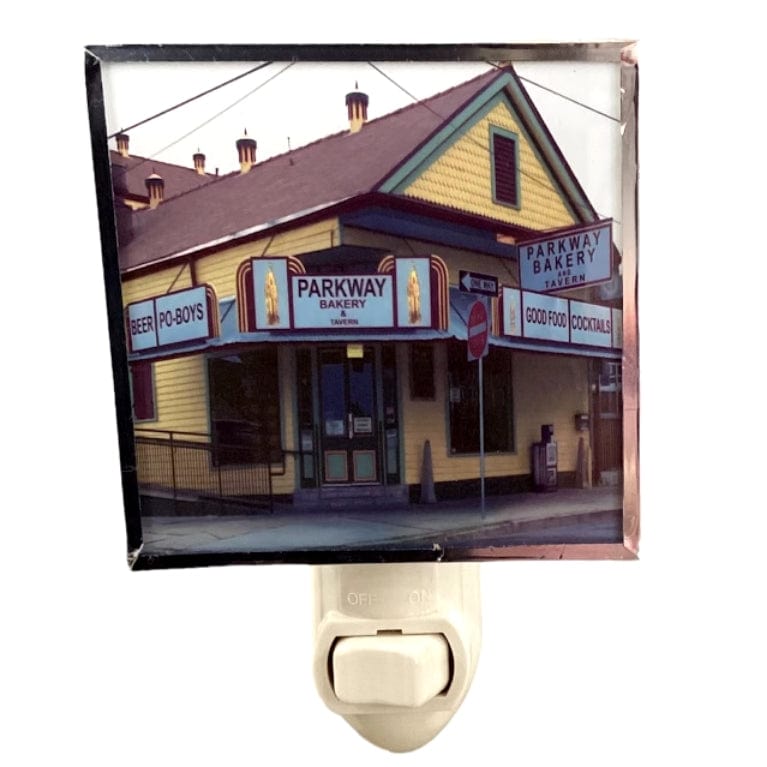 Heather Elizabeth Designs Heather Elizabeth NL108 Parkway Bakery Night Light - Little Miss Muffin Children & Home