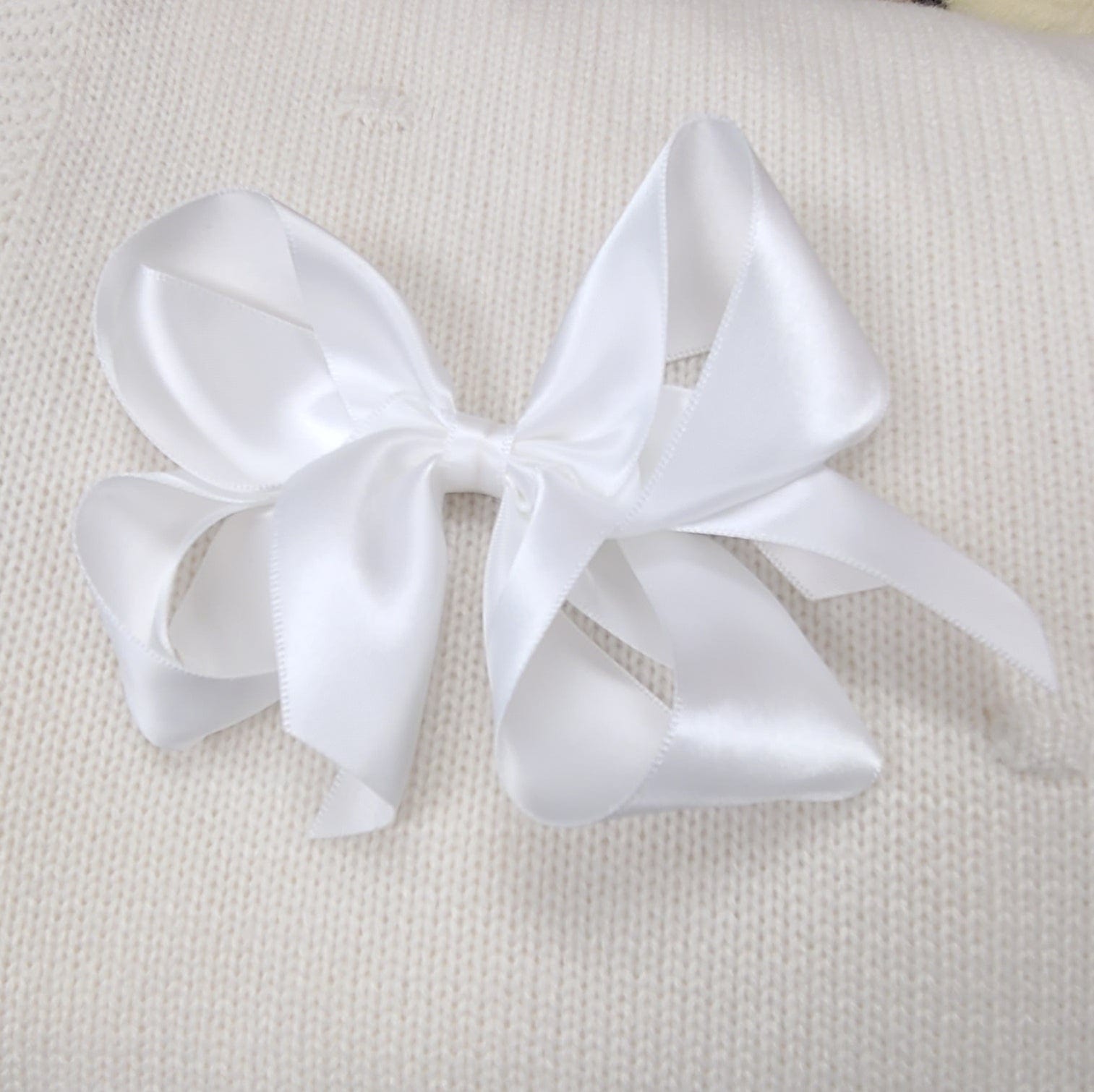 Bows Arts Bows Arts Big Satin 5" Bow on Medium Clippie - Little Miss Muffin Children & Home