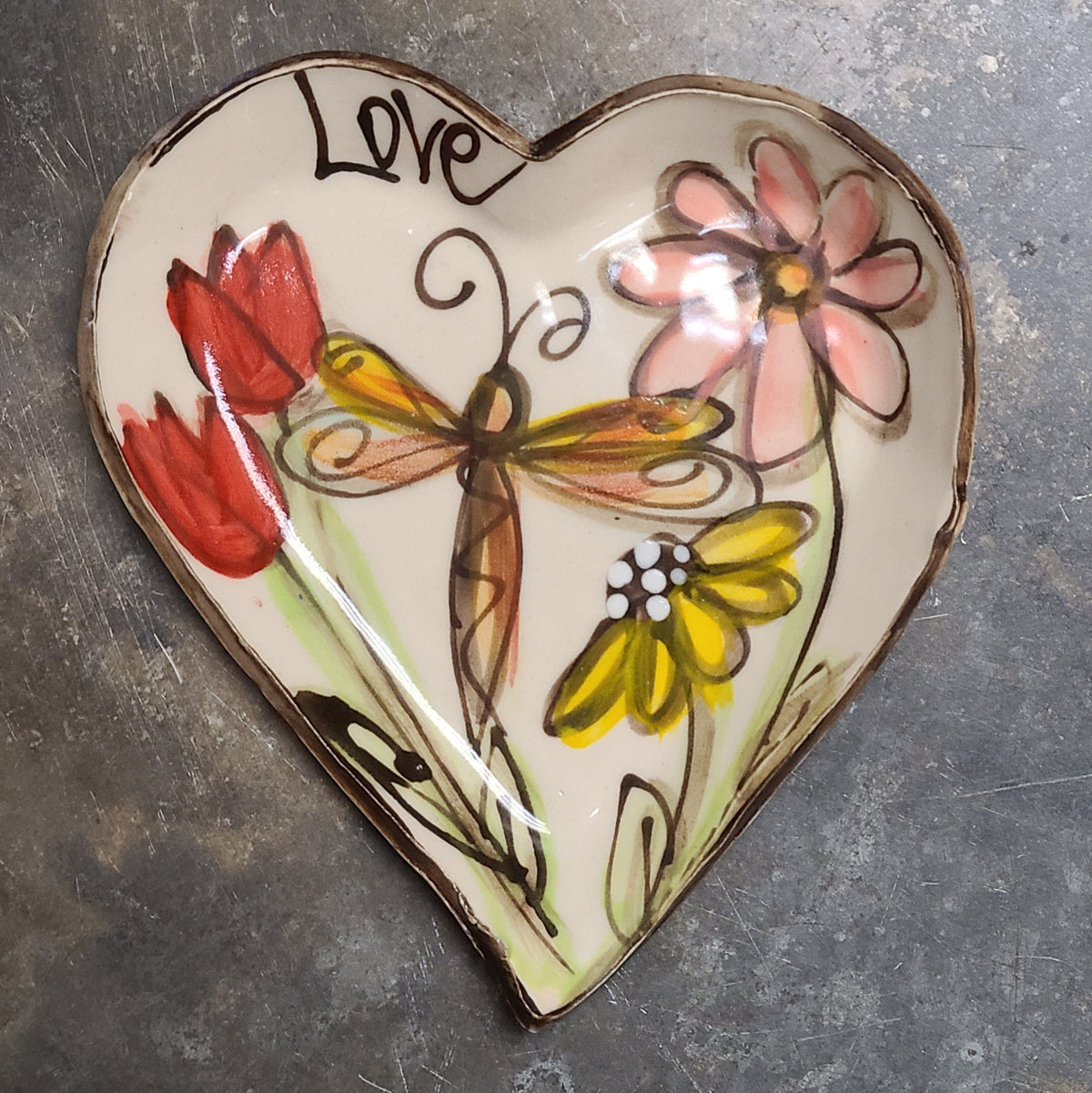Heartfelt Traditions Heartfelt Traditions Small Heart Plate, AW Dragonfly Flowers Love - Little Miss Muffin Children & Home