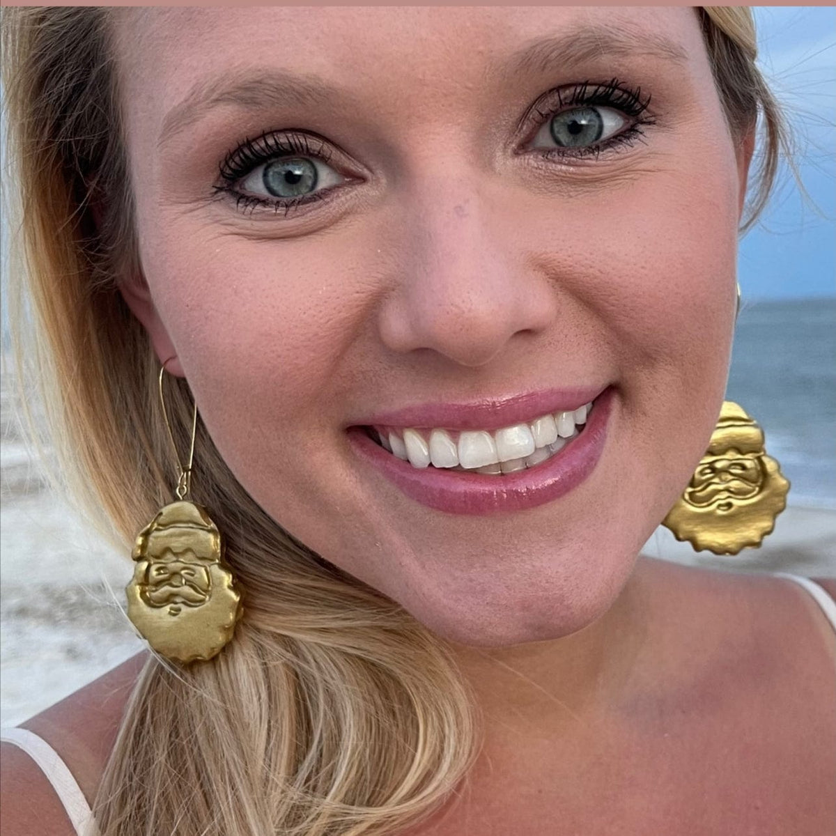 Carol Cassisa Carol Cassisa Pere Noel Earrings - Little Miss Muffin Children & Home