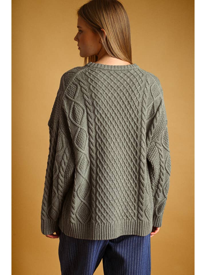 Round Neck Cable Knit Sweater