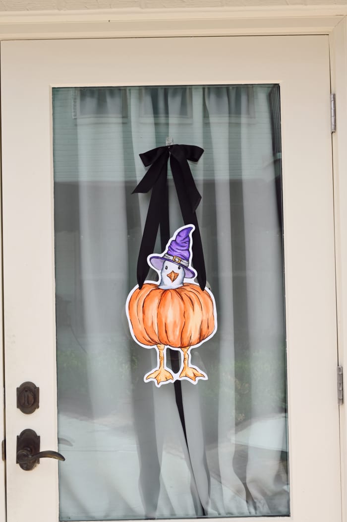 Halloween Seagull Door Hanger