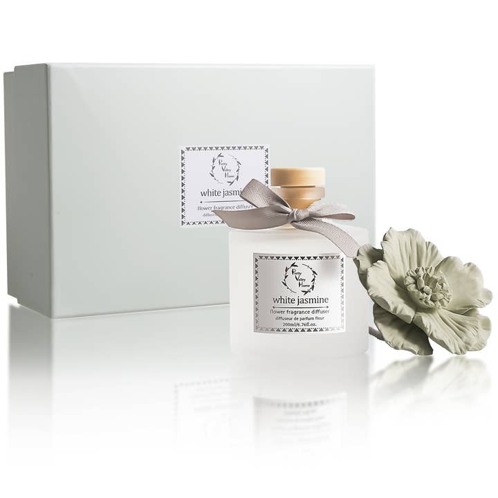 White Jasmine Diffuser Set with Green Ceramic Flower