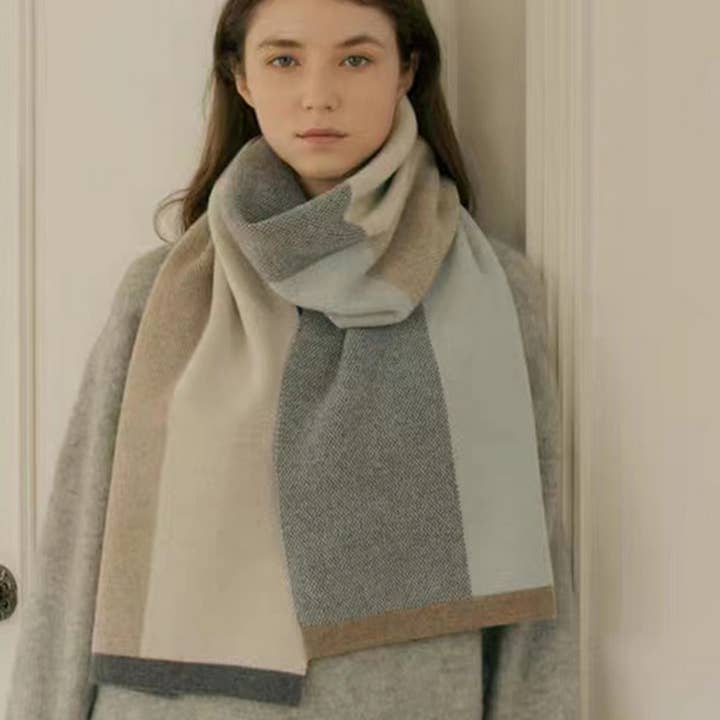 Grey Unisex Elegant Knit Scarf