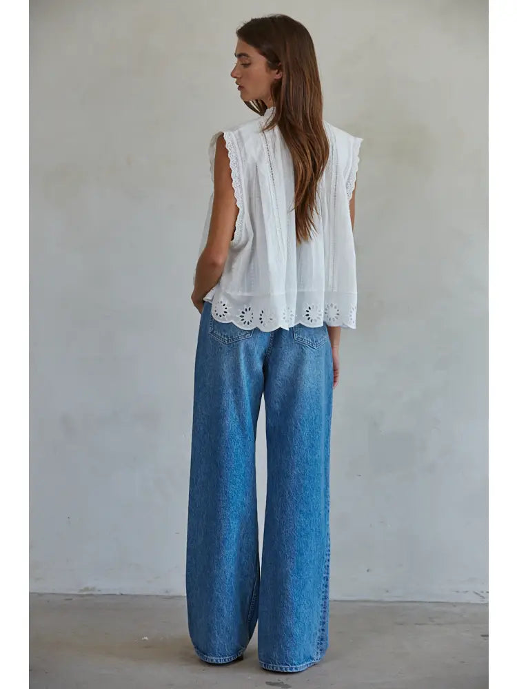 Cotton Eyelet Button Down Sleeveless Top