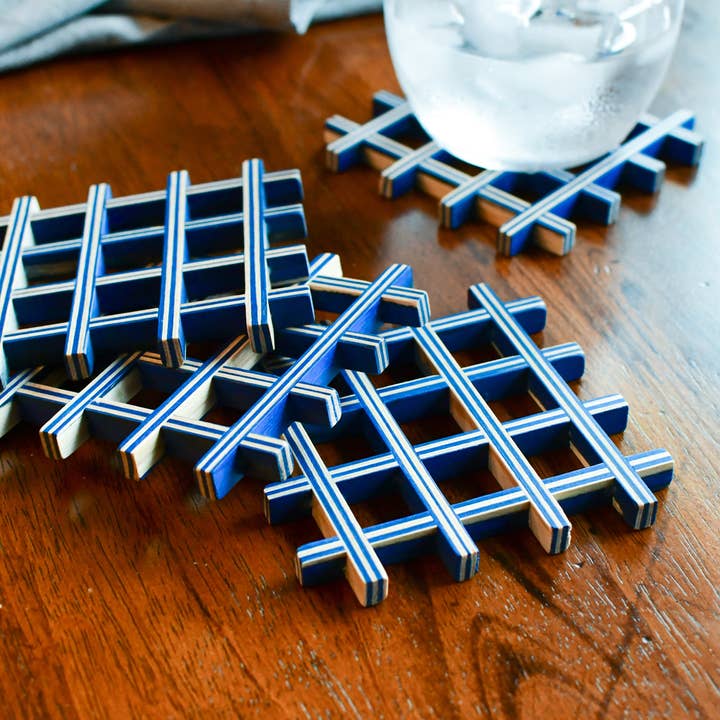 wooder coaster for the host