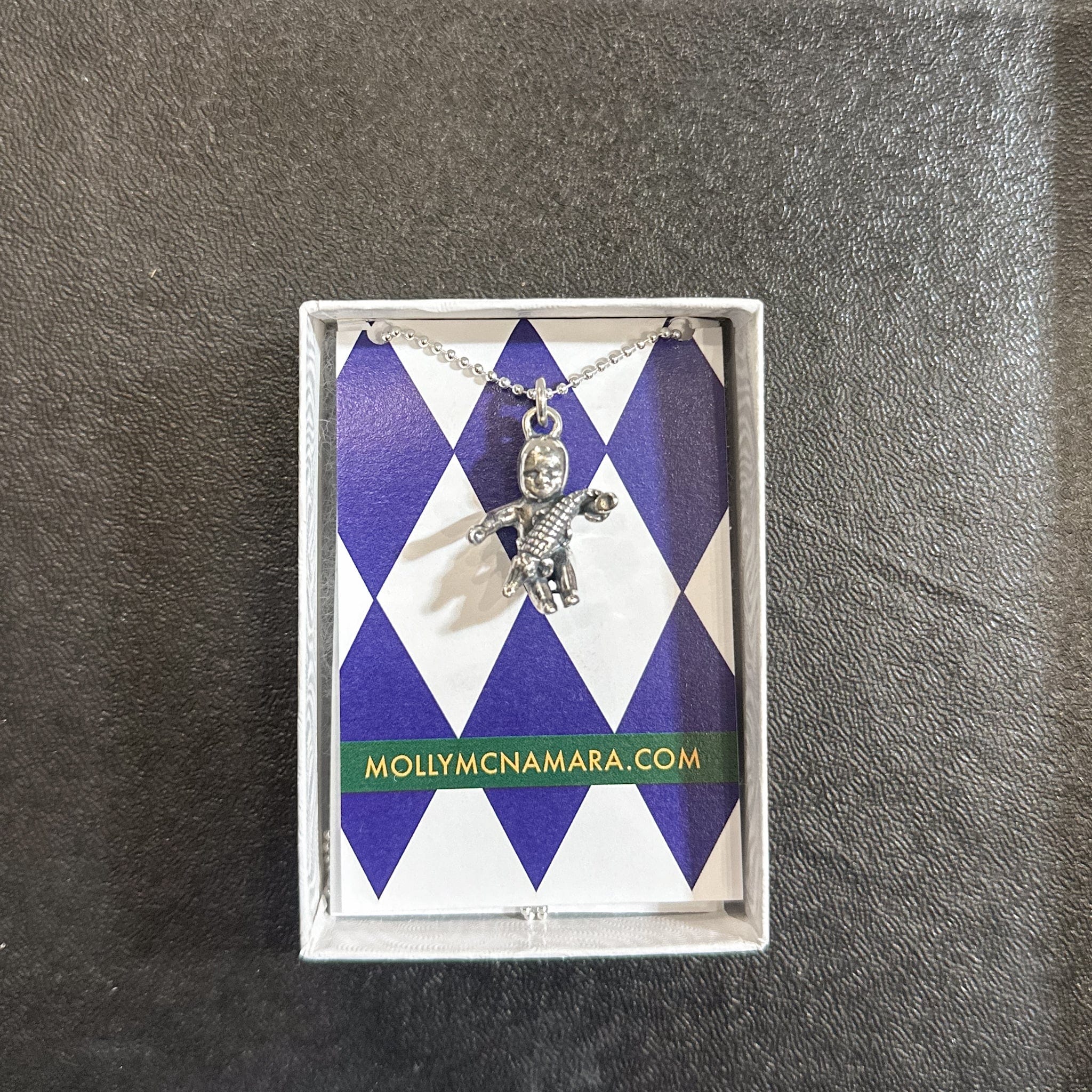 aligator silver pendant necklace