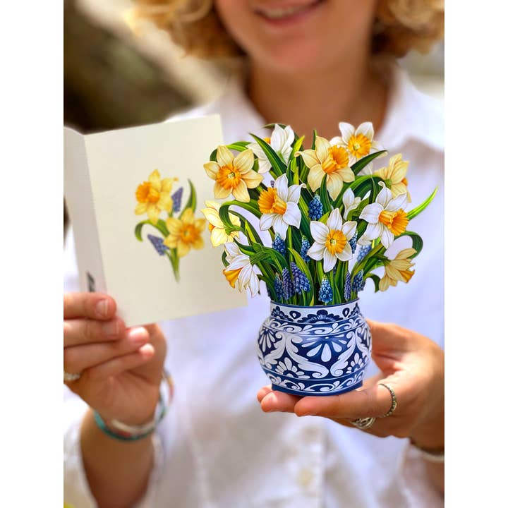 FreshCut Paper Mini English Daffodils Pop-up Greeting Card - Little Miss Muffin Children & Home