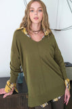 La Miel Lightweight V-Neck Sweater in Olive