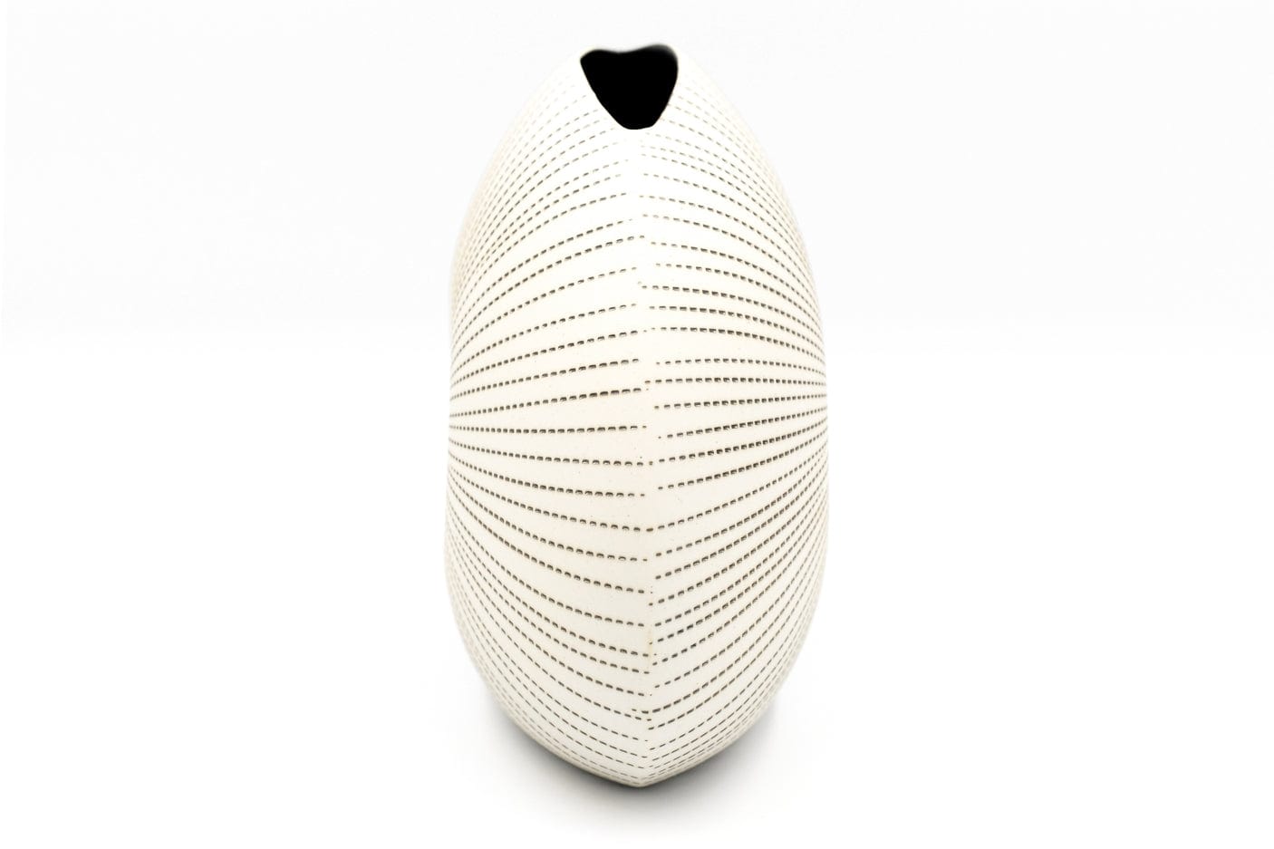 Art Floral Trading Art Floral Trading Diva Round Porcelain Bud Vase - Little Miss Muffin Children & Home