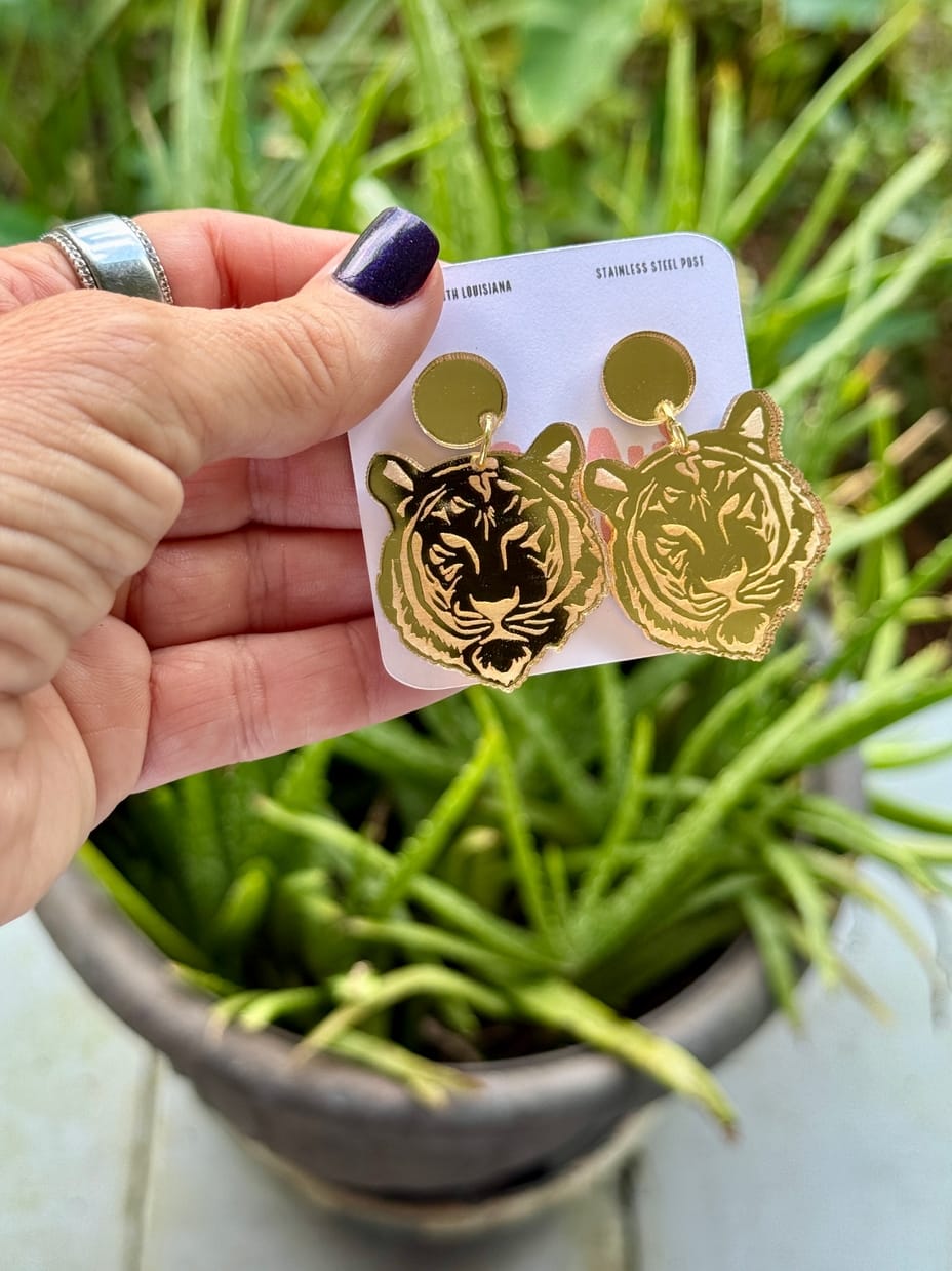 Geaux Magnolia Gold Tiger Dangle Earrings – LSU Game Day