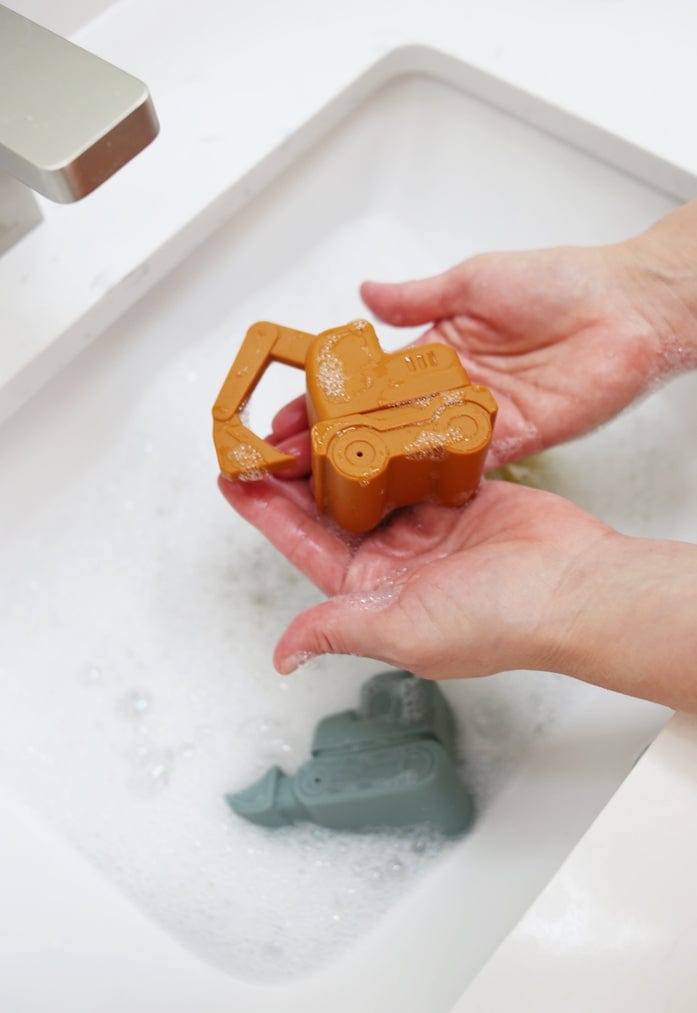 Marlowe & Co Marlowe & Co Construction Silicone Bath Toy Set - Little Miss Muffin Children & Home