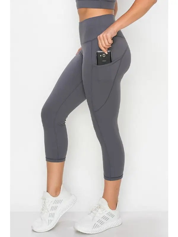 Super Soft Capri Leggings with Pockets in Charcoal