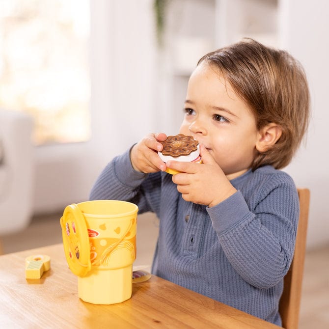 Melissa & Doug Melissa & Doug Play to Go Cake & Cookies Play Set - Little Miss Muffin Children & Home