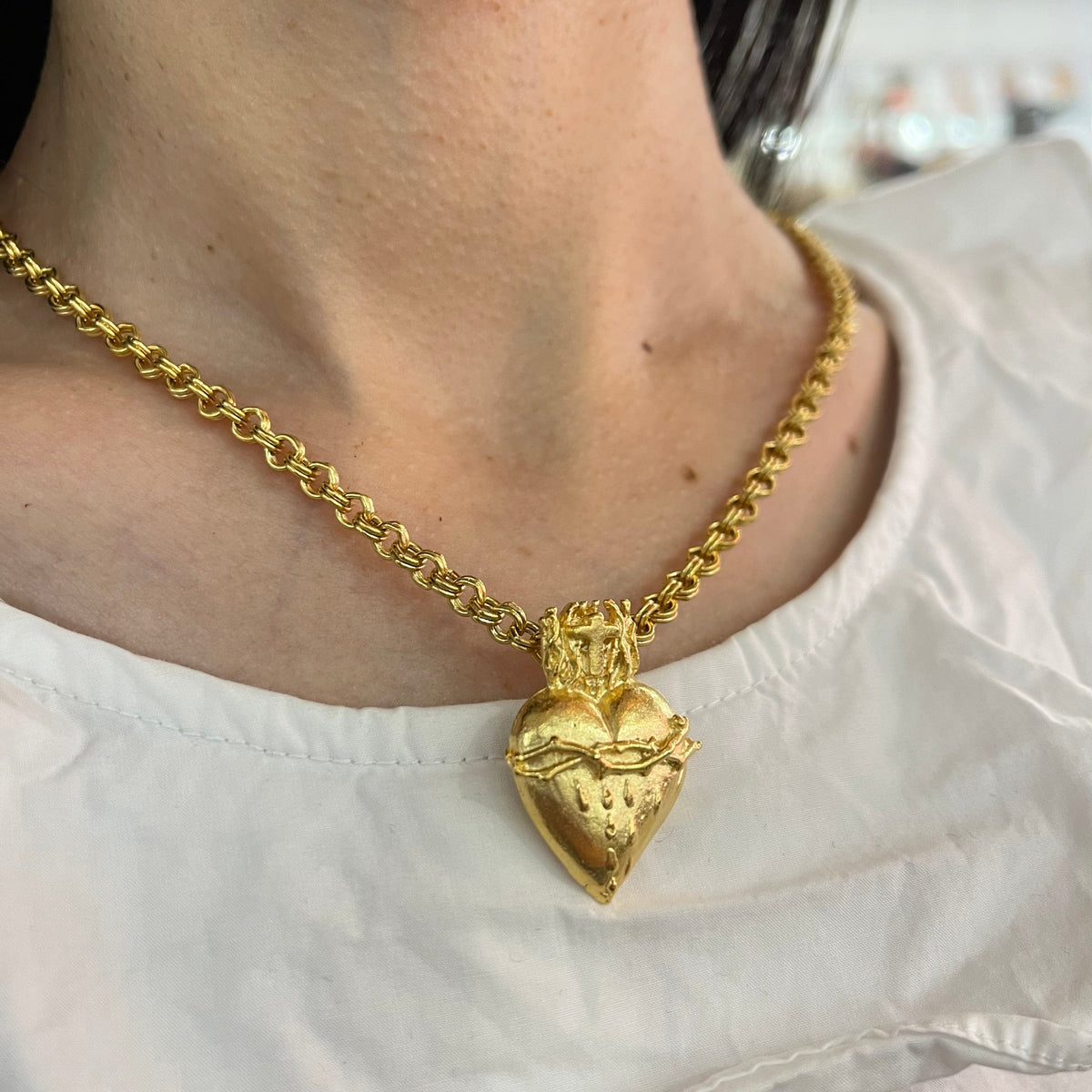 Weisinger Designs Weisinger Designs Sacred Heart Pendant with 18" Chain - Little Miss Muffin Children & Home