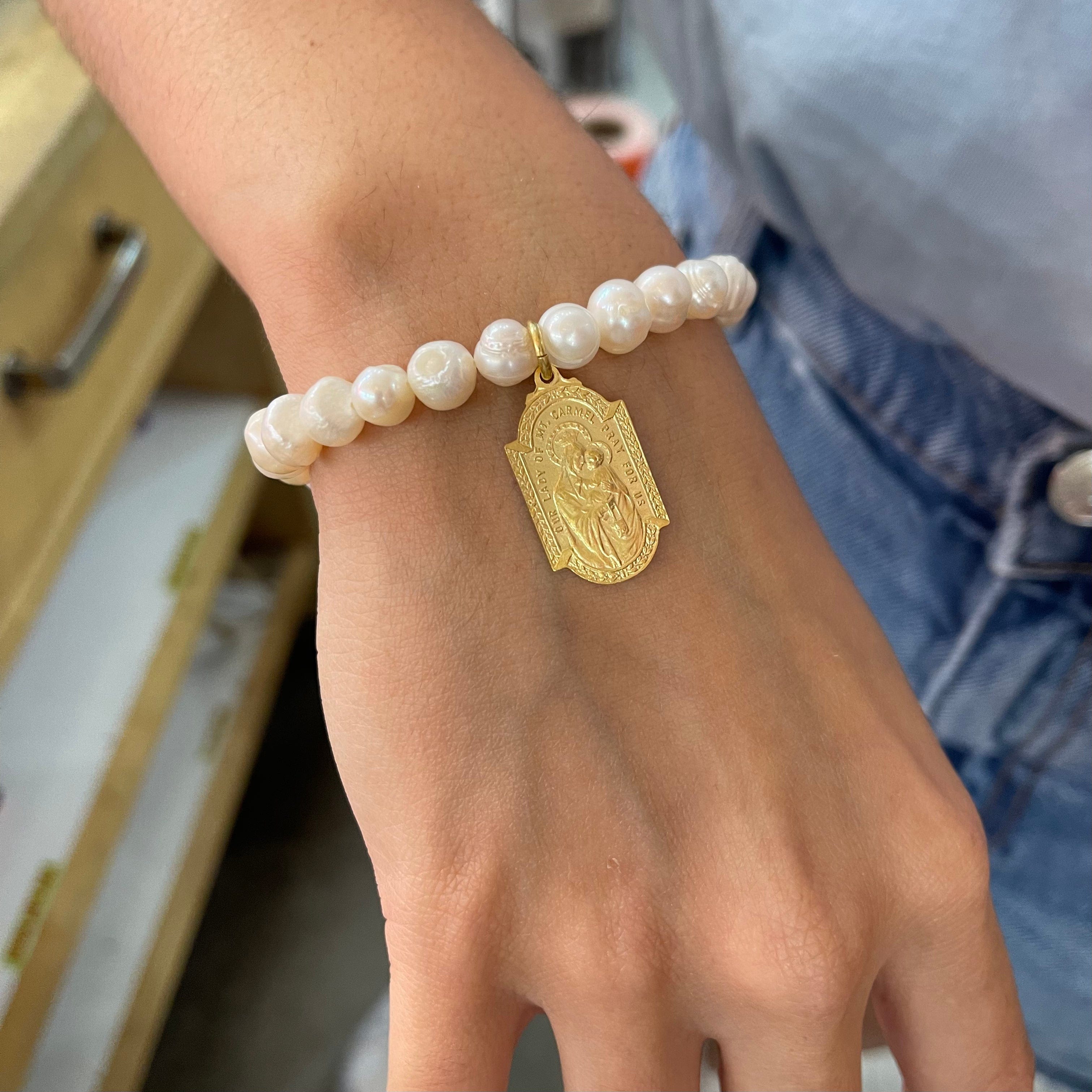Weisinger Designs Weisinger Designs Pearl Stretch Bracelet with Scapular Medal - Little Miss Muffin Children & Home
