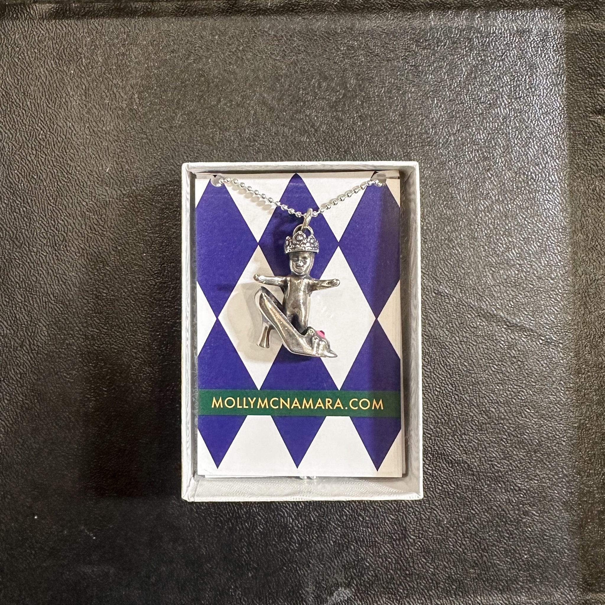 muses shoe silver pendant