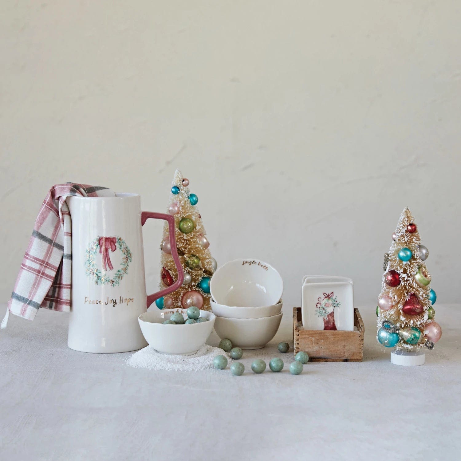 Creative Co-Op Creative Co-op Stoneware Dish with Holiday Image & Gold Electroplating - Little Miss Muffin Children & Home