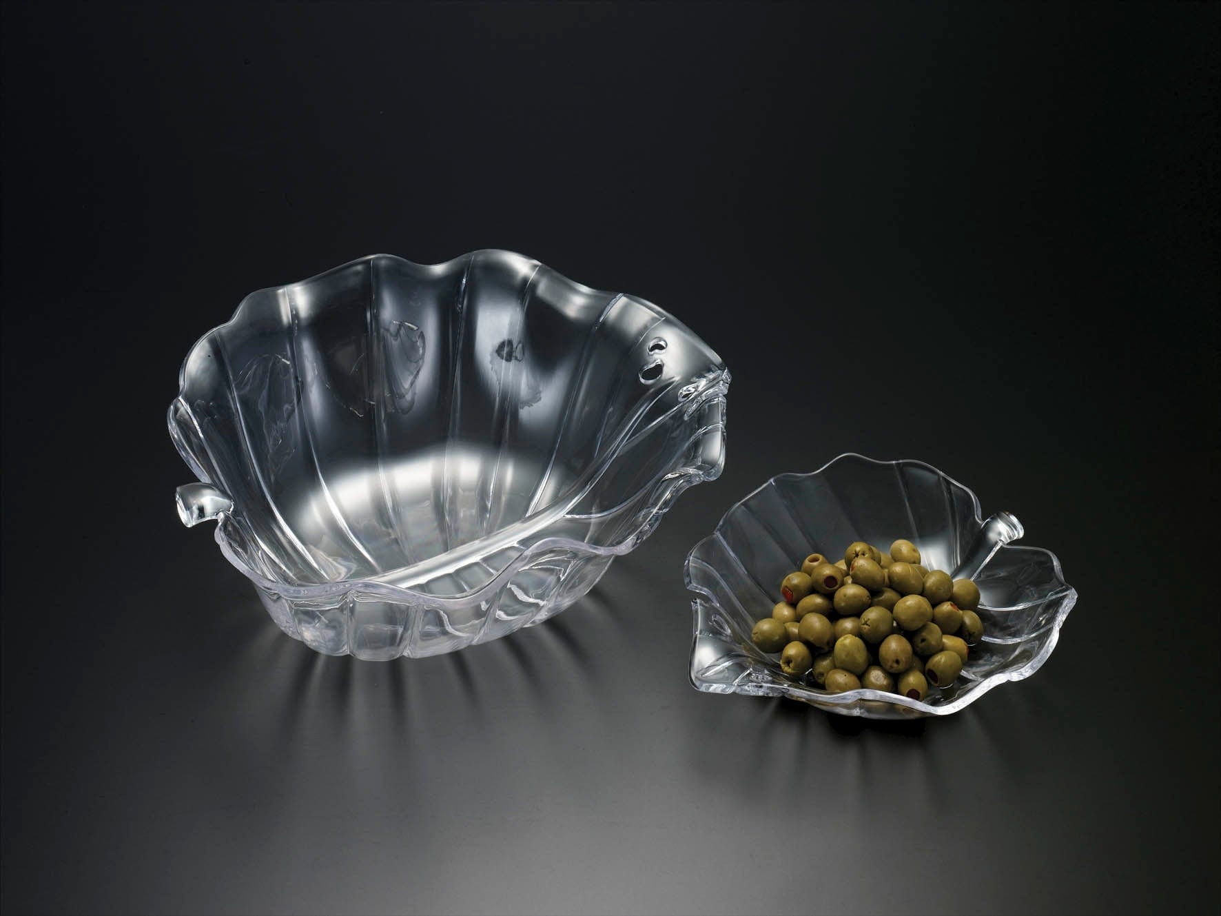 Huang Acrylic Inc. Huang Acrylic Tropical Leaf Bowl - Little Miss Muffin Children & Home