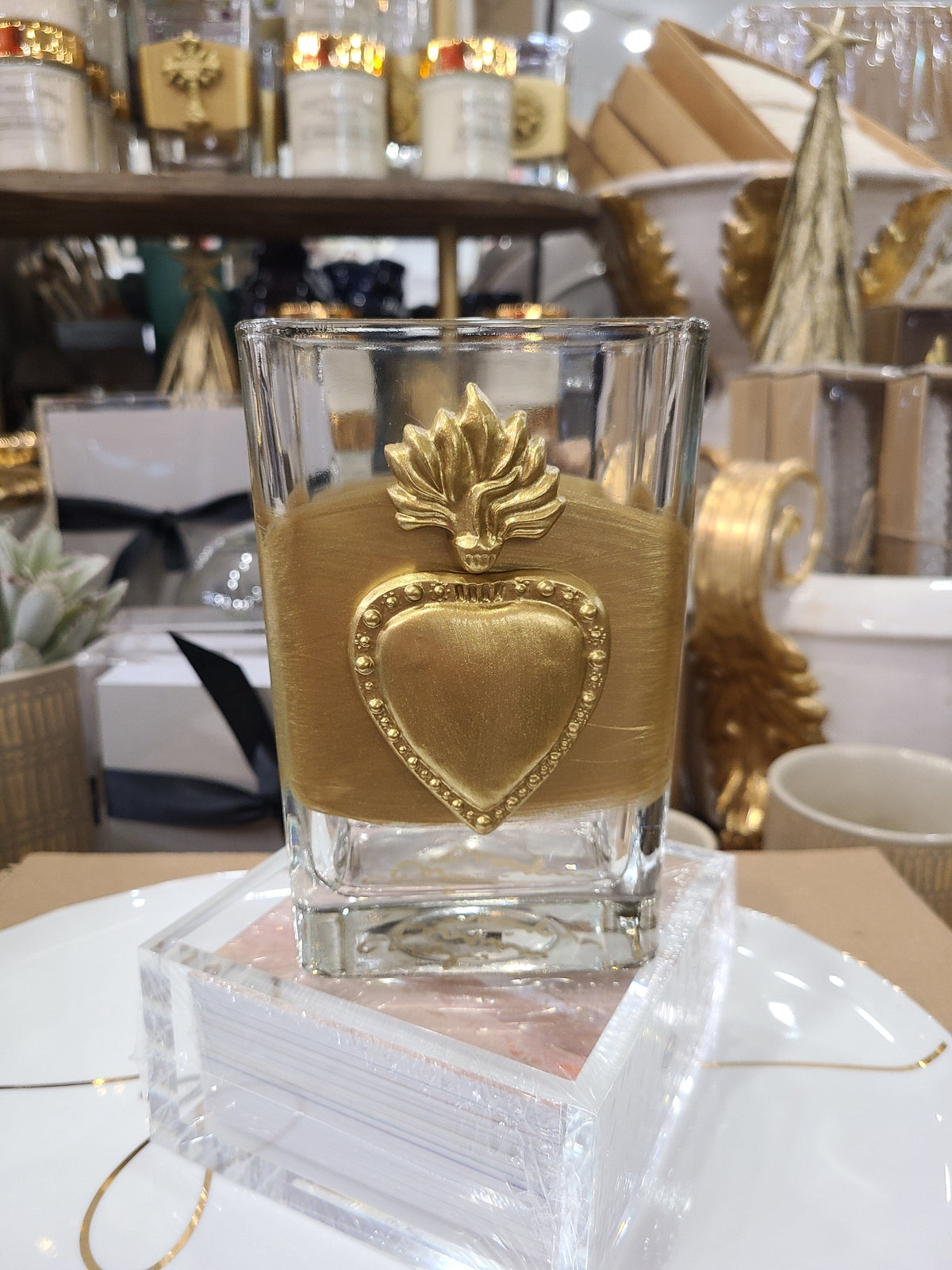 Carol Cassisa Carol Cassisa Vase avec Sacre Coeur - Little Miss Muffin Children & Home