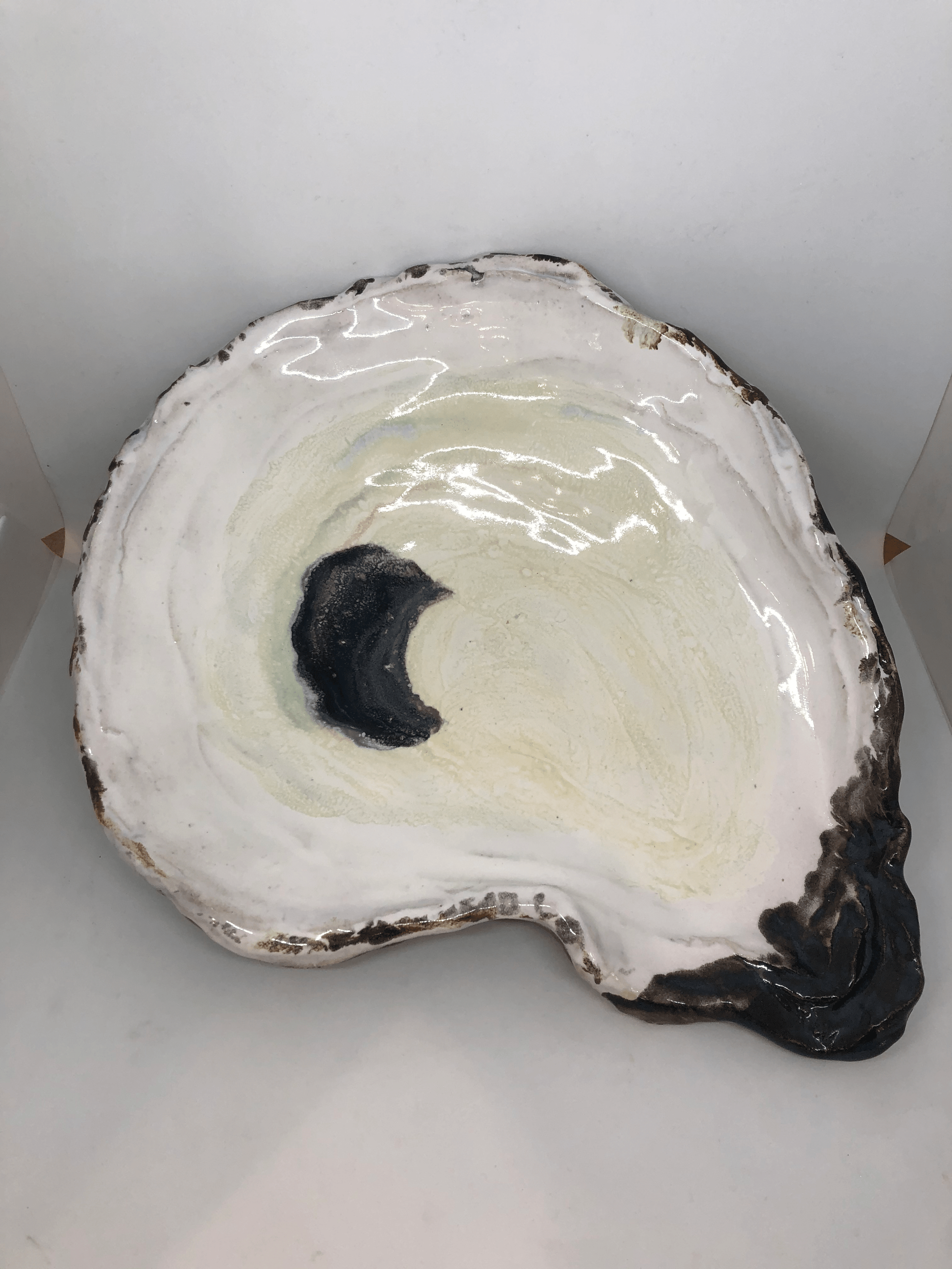 Seagem Studios - Oyster Bowl XL - Little Miss Muffin Children & Home