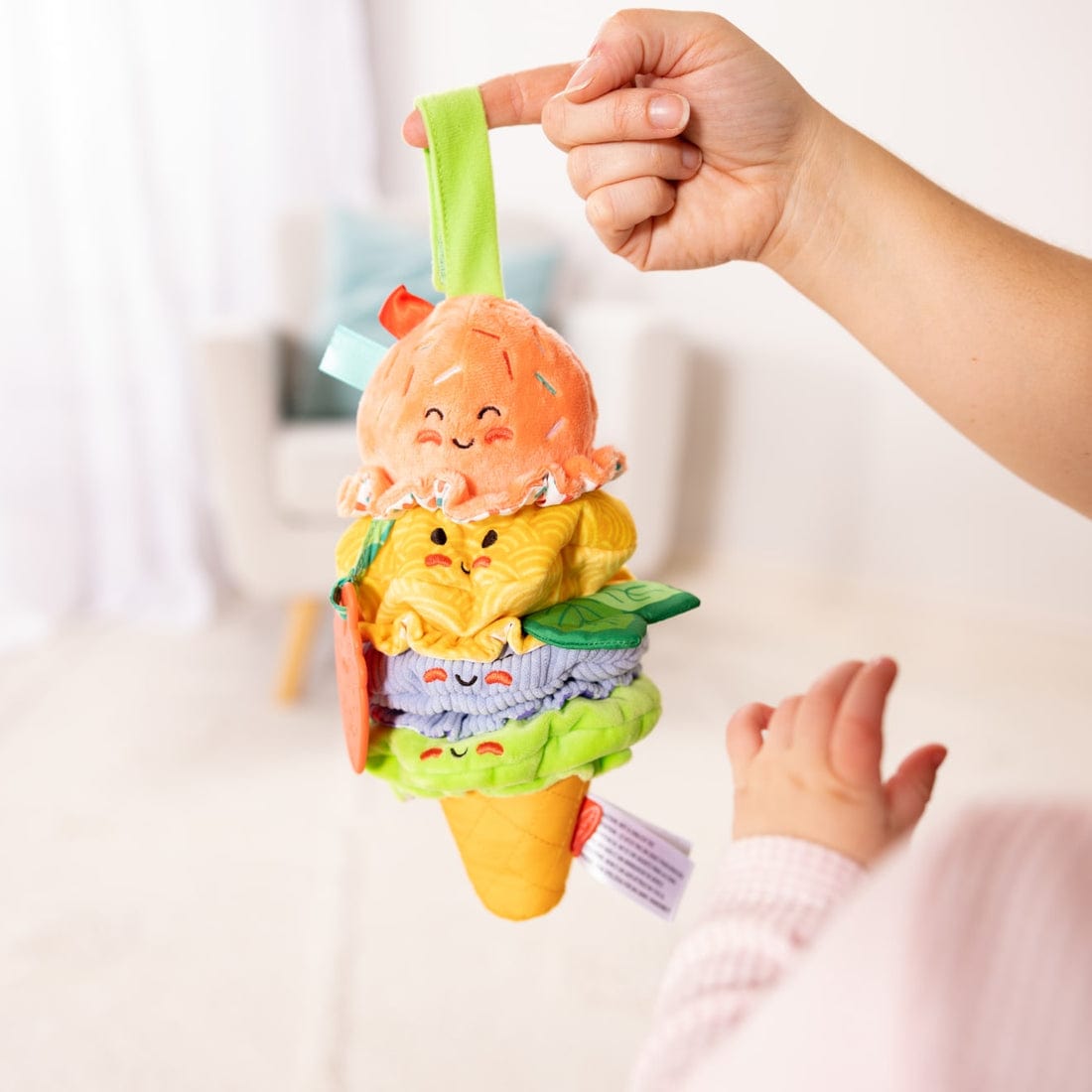 Melissa & Doug Melissa & Doug Ice Cream Take-Along Pull Toy - Little Miss Muffin Children & Home