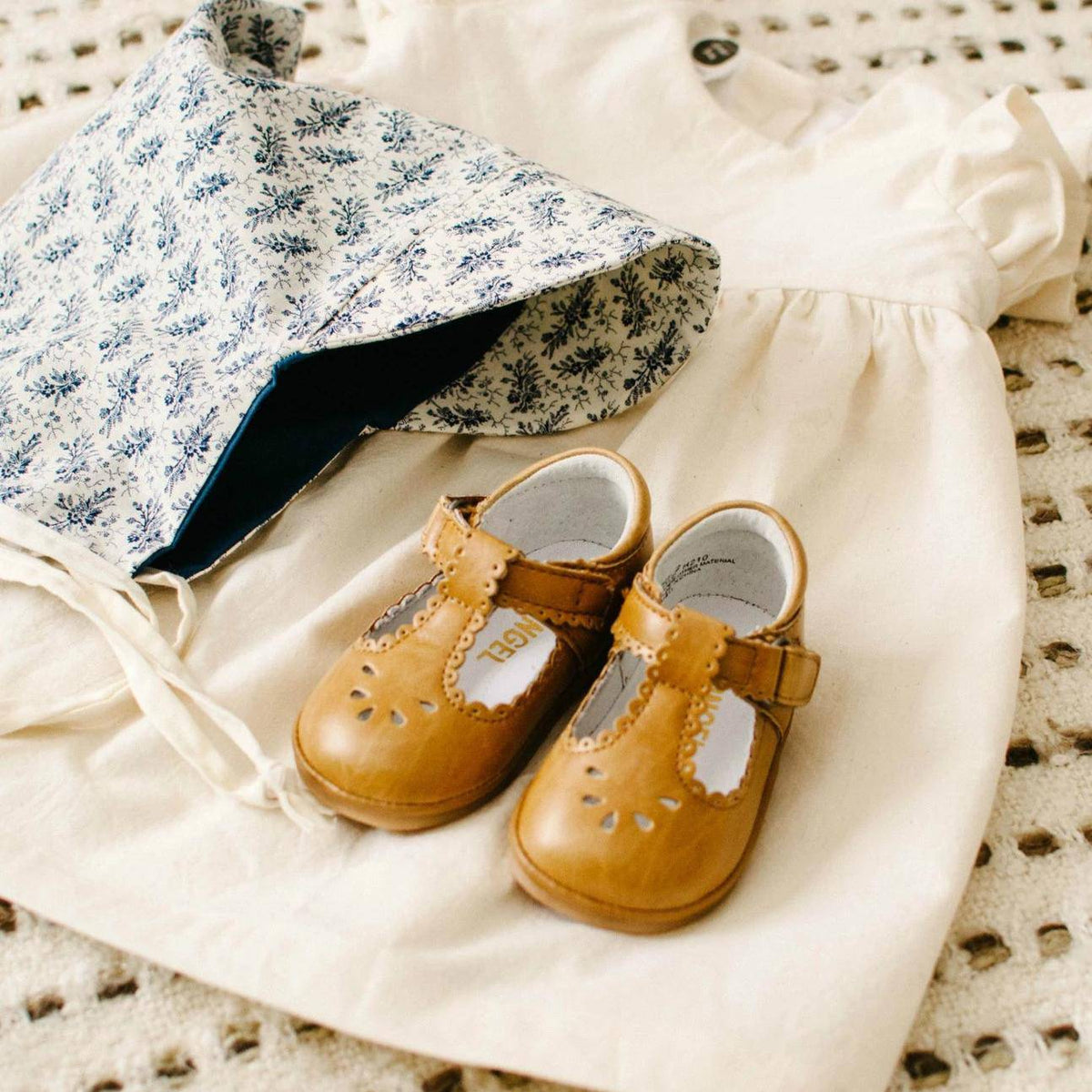 L'amour - L'Amour Baby Girls Scalloped T strap Mary Janes - Little Miss Muffin Children & Home